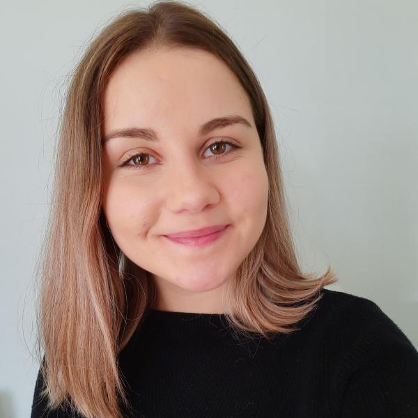 Leonie Meil, BSc Das Profilbild zeigt Melanie Meil, Ansprechperson des Arbeitsreises PHC Diätologie.
